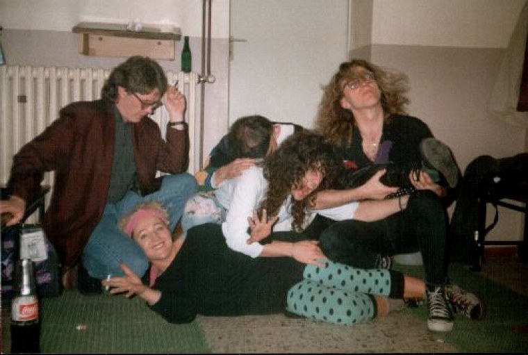 aus fotos von die sind maniac ein großteil dieser stammen ursprünglich der sammlung sandra lemgo restlichen einem fotografen bad driburg