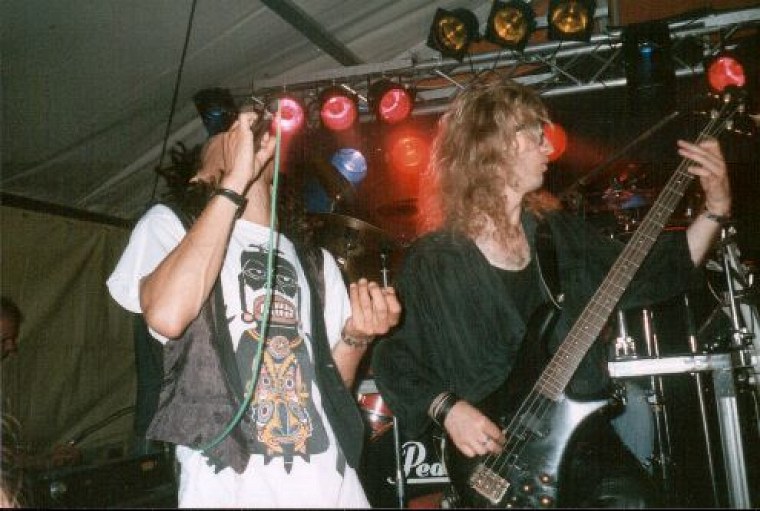 aus fotos von die sind maniac ein großteil dieser stammen ursprünglich der sammlung sandra lemgo restlichen einem fotografen bad driburg