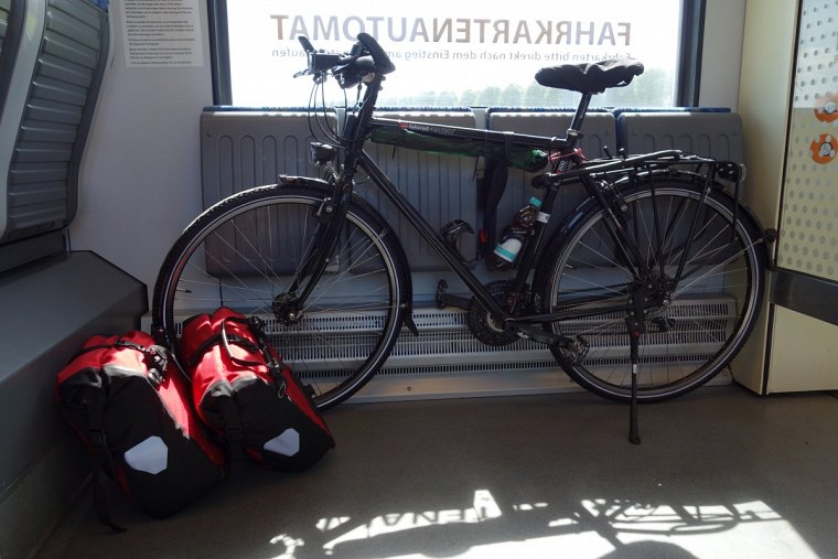 durch von aus eine dsc fahrradtour britanien drei wochen lang radelte ich belgien kurz frankreich dann england große runde irland