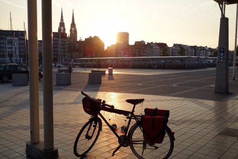 durch von aus eine dsc fahrradtour britanien drei wochen lang radelte ich belgien kurz frankreich dann england große runde irland