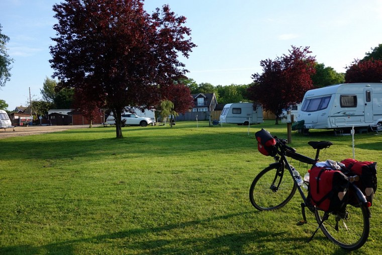 durch von aus eine dsc fahrradtour britanien drei wochen lang radelte ich belgien kurz frankreich dann england große runde irland